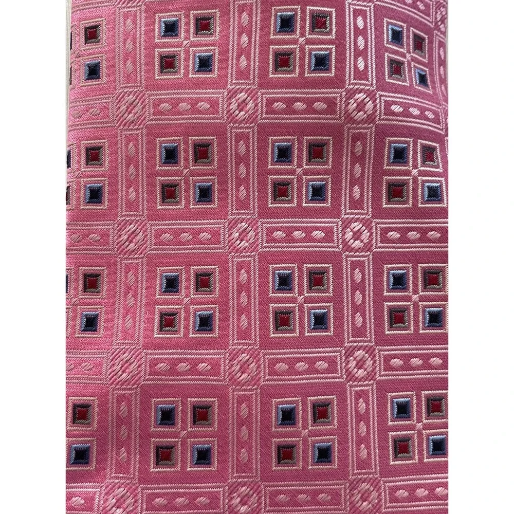ERMENEGILDO ZEGNA Silk Necktie ITALY Pink‎ Dashes Squares Dots Graphic Weave